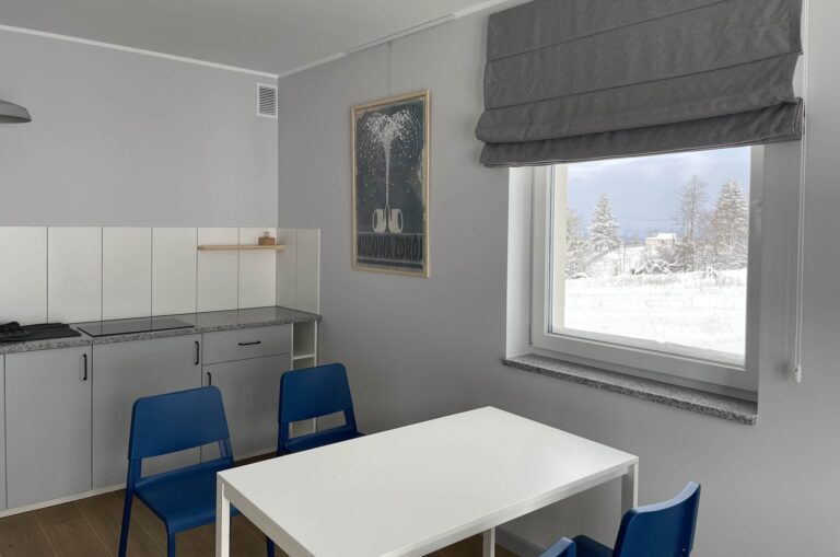 apartament niebieski spalona sport